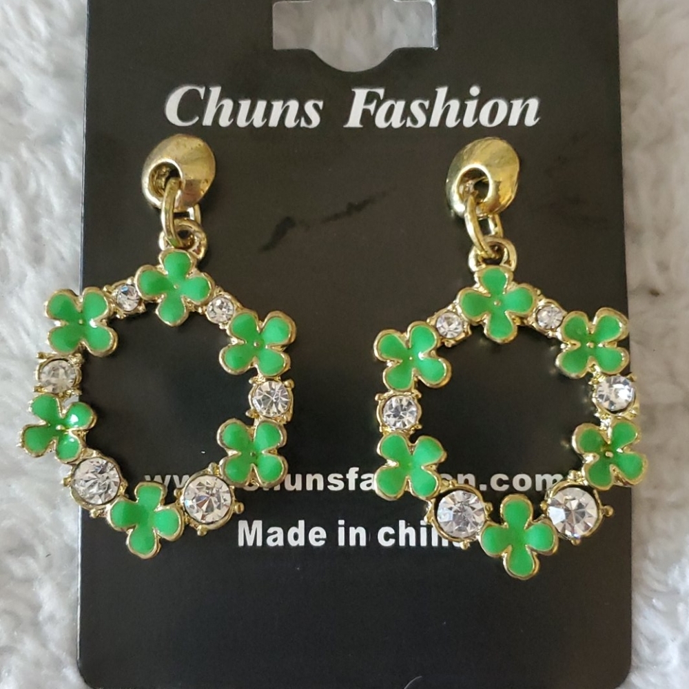 Chuns fashion St. Patrick's day earrings